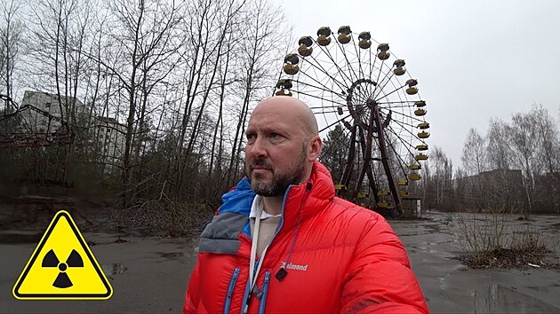 Bald and bankrupt v černobylské zóně.