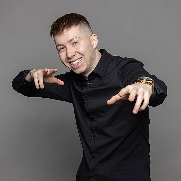 Jakub Jíra pod palbou ostré kritiky. Jsi frajer jen tehdy, když máš kolem sebe ochranku, píšou mu lidé