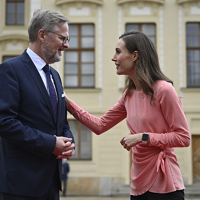 Finsk premirka Sanna Marinov s Petrem Fialou.