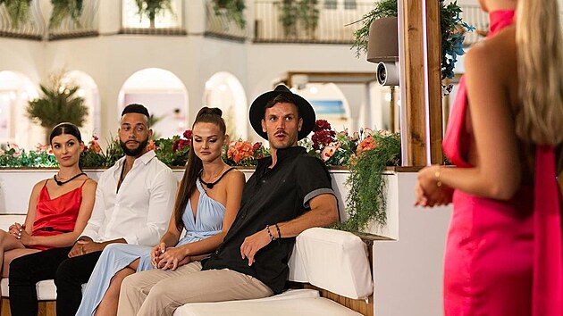 Hana D�dková tvo�í v Love Islandu pár se sympa�ákem Jakubem.