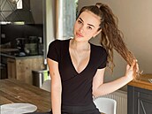 Influencerka Kristal Shine vydala nový videoklip k písni Baby Doll