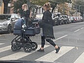 Partnerka Ondeje Malého Kristýna Kociánová vyrazila na procházku s miminkem