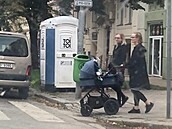 Partnerka Ondeje Malého Kristýna Kociánová vyrazila na procházku s miminkem.