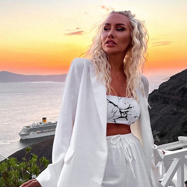Erika Eliášová chtěla na Instagramu sdílet obsah jenom předplatitelům. Teď se zdá, že z jejího plánu sešlo