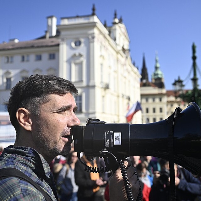 Aktivista a pořadatel protivládních demonstrací Ladislav Vrábel