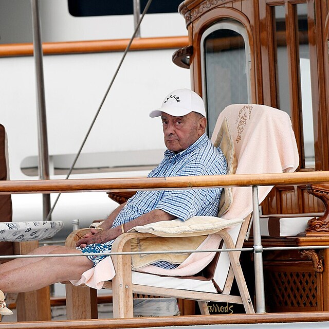 Mohamed Al-Fayed v roce 2018 na jacht v Saint Tropez