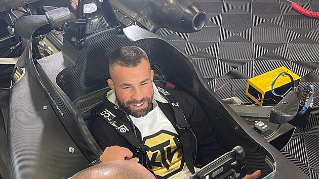 Karlos Vémola ve formuli.