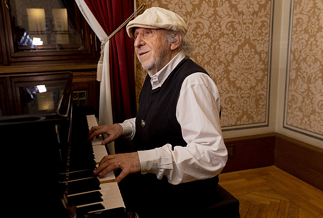 Jiří Stivín oslavil v Rudolfinu 80. narozeniny.