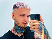 Influence�i, kte�í za�ínali na Asku