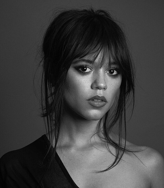 Hlavn pedstavitelka serilu Wednesday, Jenna Ortega