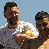 Lionel Messi slav se svmi spoluhri.