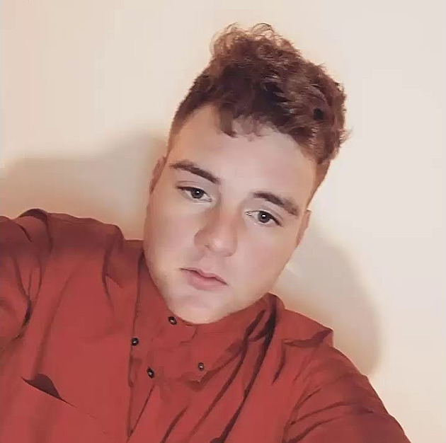 Drogově závislý český rapper Tyler Durden je zpět. Fanoušci se těší na skladbu s Yzomandiasem