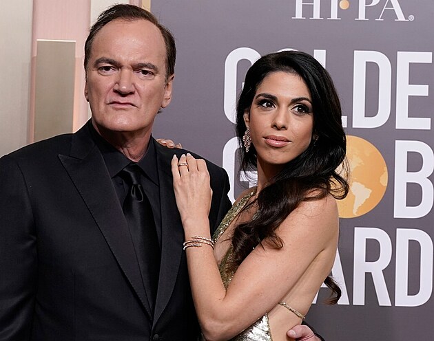 Quentin Tarantino se sexy manželkou