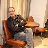 Josef Polášek provází dokumentárním cyklem Příběhy starých hospod.
