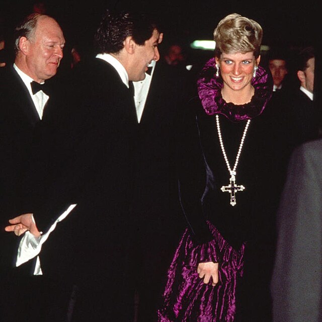 K Diana vynesla teba na charitativn gala v roce 1987,
