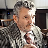 Jiří Štrébl jako komunista Šebesta