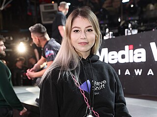 Val�rie Hol�kov� alias Xholakys