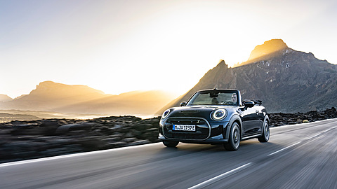 MINI Cooper SE Convertible