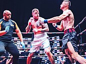 Box bez rukavic