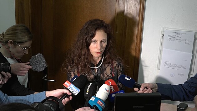 Advokátka po�kozených dívek Adéla Ho�ej�í.