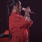 Rihanna na SuperBowlu.