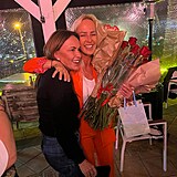 Pvabn modertorka Zuzana Belohorcov slavila narozeniny. A nemohlo to bt bez paby v reii jejho manela Vlasty!