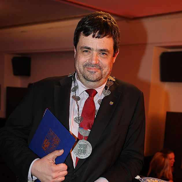 Pavel Novotný na tiskovce Red Face