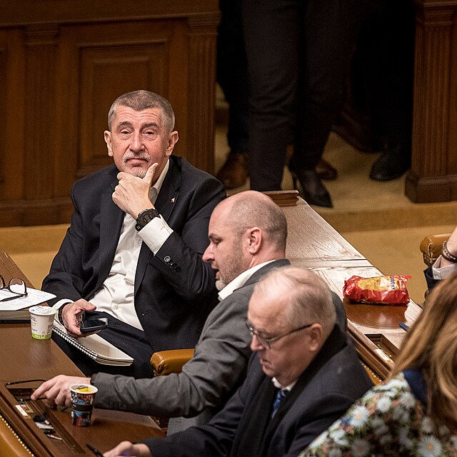 Jedn�n� v Poslaneck� sn�movn� o valorizaci d�chod�