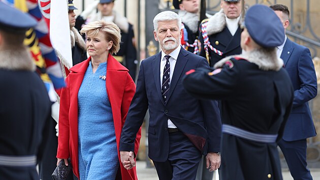 Eva Pavlová oblékla symbolicky bravy trikolóry.