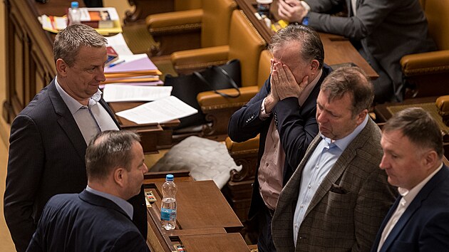 Jedn�n� v poslaneck� sn�movn� o valorizaci d�chod�.