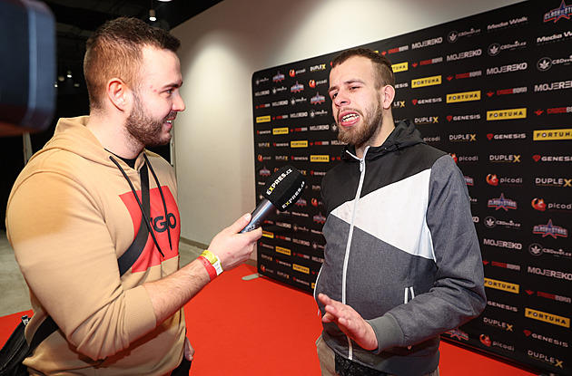 Koleso se zase našel. Podepsal přestup v Red Face a bude se fackovat s Maxem Greenem
