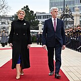 Zuzana Čaputová zvolila černý kabát, který se hodí spíše na momenty truchlení.
