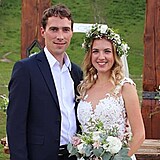 Antonín Hájek a Veronika Pánková měli krásnou svatbu v Harrachově. Po několika...