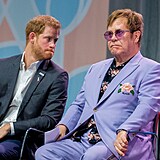 Princ Harry, Elton John