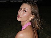 Hailey Bieber