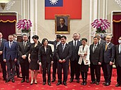 eská delegace se setkala s prezidentkou Tchajwanu. Jedním z len byl i éf...