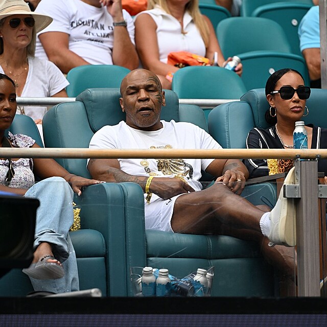 Mike Tyson sledoval vhru esk tenistky Petry Kvitov.