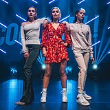 Kristal Shine, Anna ulc a Dominique Alagia v hlavn roli filmu Cool Girl