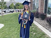 Shari z 8 Passengers