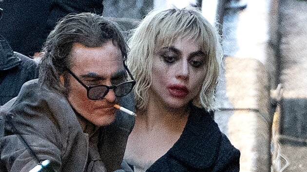 Joaquin Phoenix a Lady Gaga jako Joker a Harley Quinn