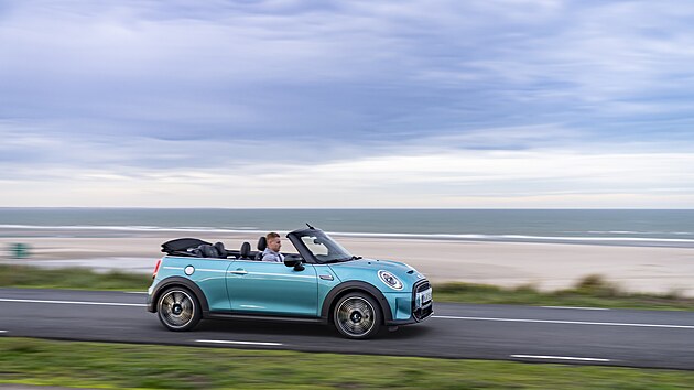 MINI Convertible Seaside Edition