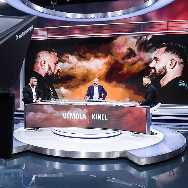 Karlos Vmola a Patrik Kincl v televizn debat.