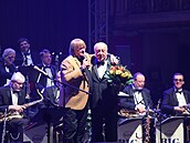 Na narozeninovém koncert Felixe Slováka nechybl ani Karel Vágner.
