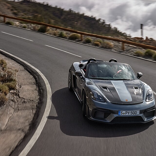 Porsche 718 Spyder RS