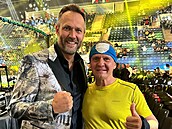 Martin Kone�ný s Ondrou Novotným na Oktagonu. Sundá to triko n�kdy?