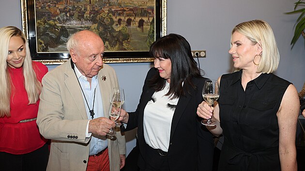 Felix Slováek a Dagmar Patrasová, na ktu byla u i Leona Machálková