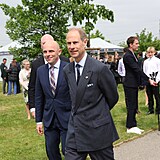 Princ Edward prochz Alej prince Philipa.