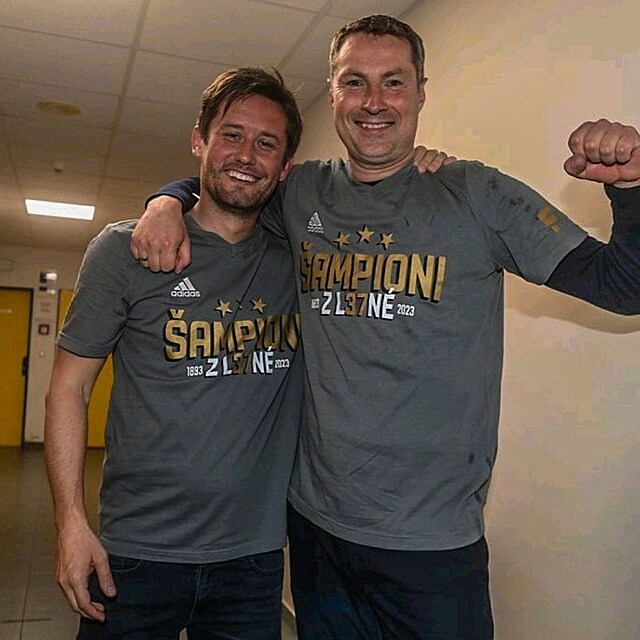 Sportovn editel Tom Rosick a hlavn kou Sparty Brian Priske