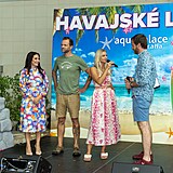 V Aquapalace Praha se prezentovalo Havajsk lto. Pedstavili ho Eva Decastelo,...