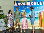 V Aquapalace Praha se prezentovalo Havajské léto. Pedstavili ho Eva Decastelo,...
